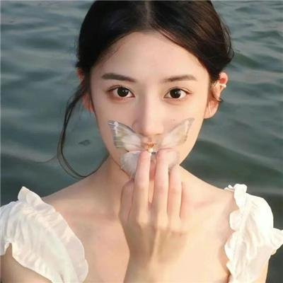 扬琴手